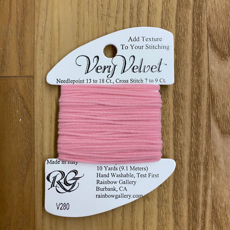 Very Velvet Petite Bubblegum v680
