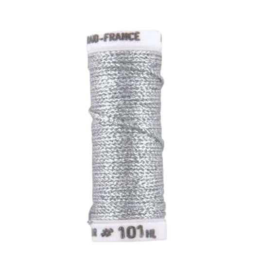 Au Ver a Soie Silver Metallic Braid #16 101