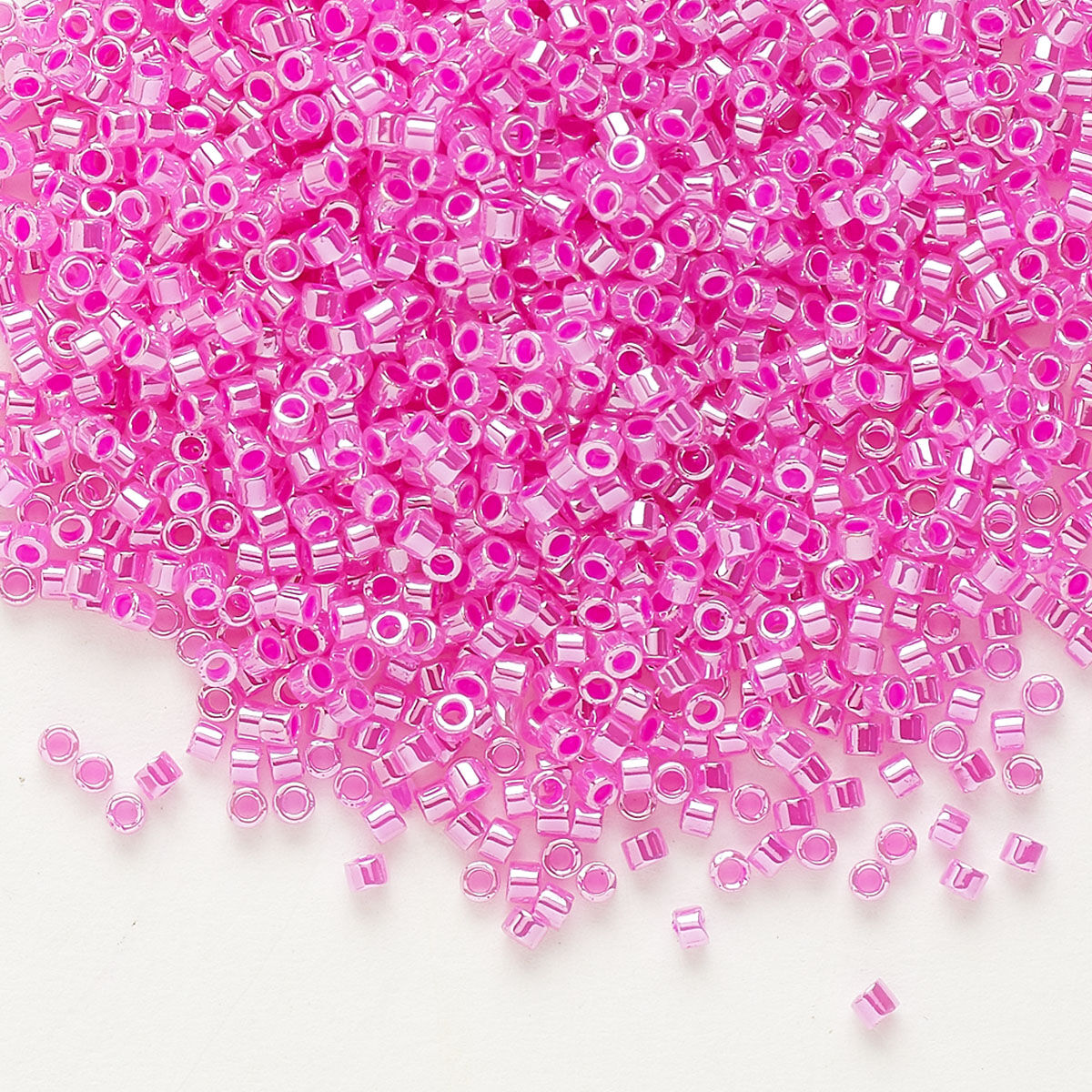 Delica Beads Fuschia db247