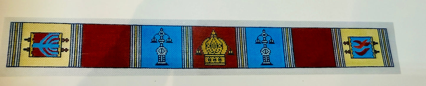 Torah and crown atara