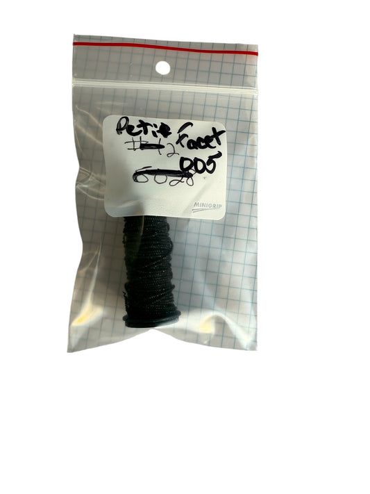 Petite Facets 005