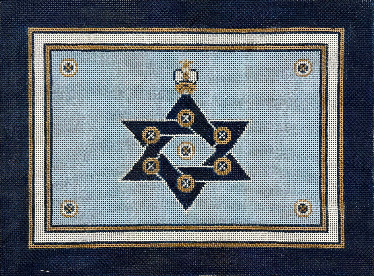 Crown on Star Tefillin