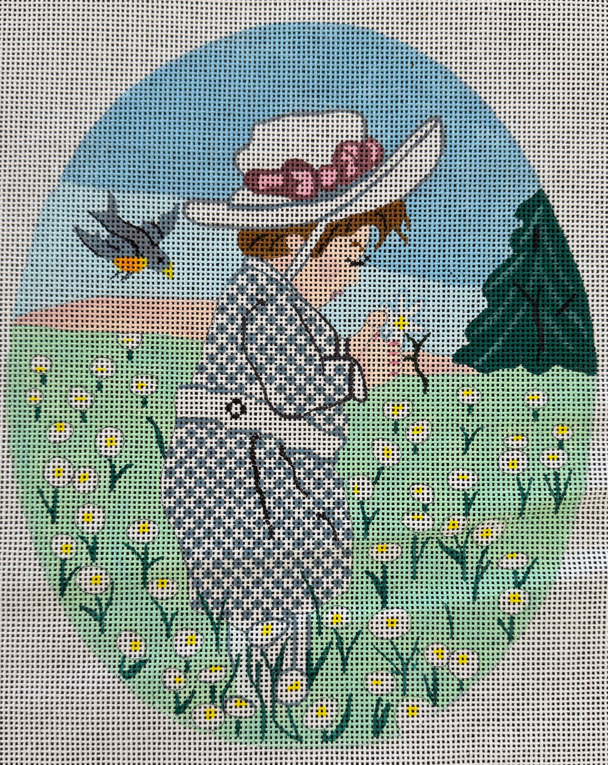 Vintage Aviva Canvas - Picking Daisies